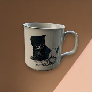 Retro kitten mug